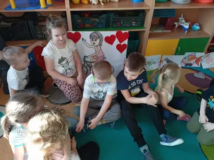 Dzieci w przedszkolu.