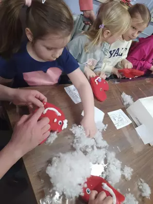 Zajęcia literacko plastyczne.