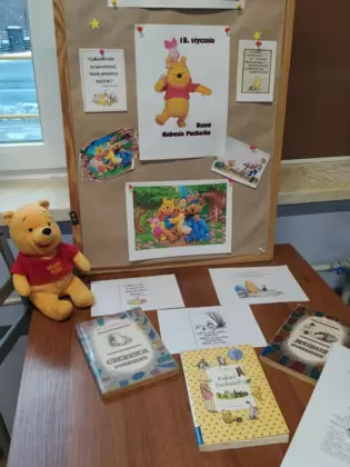 Dekoracja związana z dniem Kubusia Puchatka.