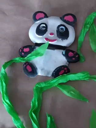 Panda z gipsu