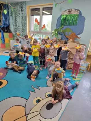 Wspólne zdjęcie po zajęciach w przedszkolu.