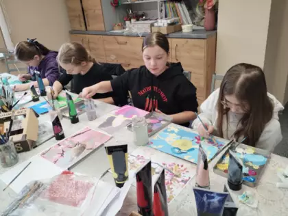 Drugi tydzień ferii w Bibliotece w Pawonkowie