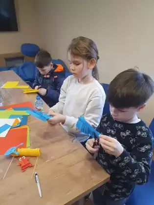 'Bawimy się wesoło' zajęcia literacko-plastyczne