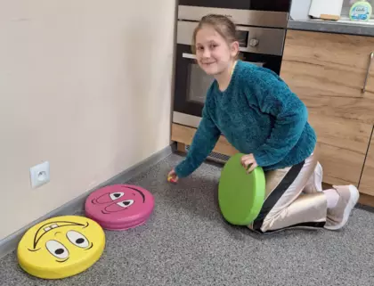 'Baśniowy Łabędź” zajęcia literacko - plastyczne w Pawonkowie