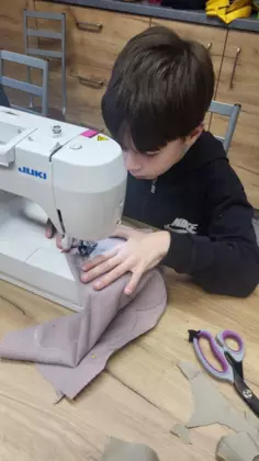 Wielkanocne warsztaty szycia dla młodzieży