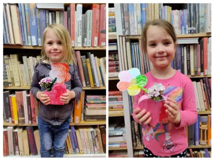 Kolaż zdjęć. Dzieci przedstawiają swoje prace.