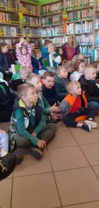 Przygody Psa Precla - spotkanie z dziećmi w Kośmidrach