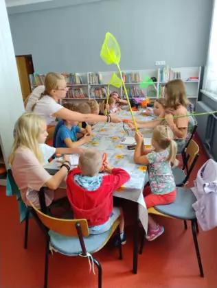 'Mikrokosmos wokół nas - poznajemy owady' zajęcia w Łagiewnikach Małych