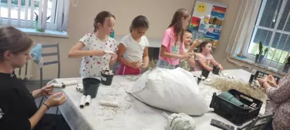 „Mikrokosmos wokół nas – poznajemy owady” w bibliotece w Pawonkowie