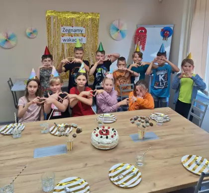 Wspólne zdjęcie po zajęciach kulinarnych.