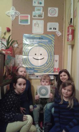 Dzień bezpiecznego internetu w bibliotece w gwoździanach