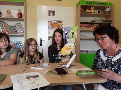 Czytanie jeżycjady w kośmidrach