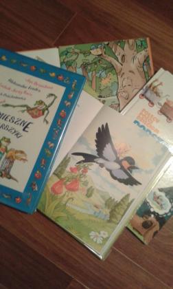 Lekcja biblioteczna w szkole podstawowej w gwoździanach