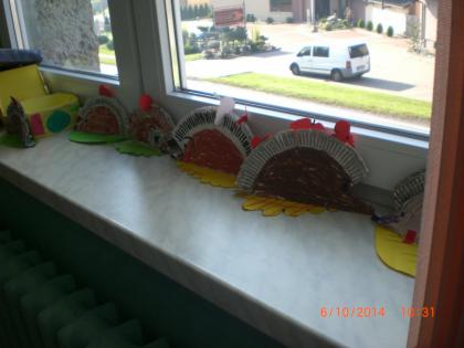 Lekcja biblioteczna w szkole podstawowej w gwoździanach