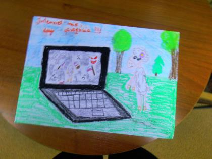 Dzień bezpiecznego internetu w bibliotece w pawonkowie