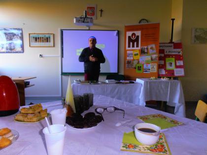 Kawiarenka poetycka w gimnazjum w pawonkowie