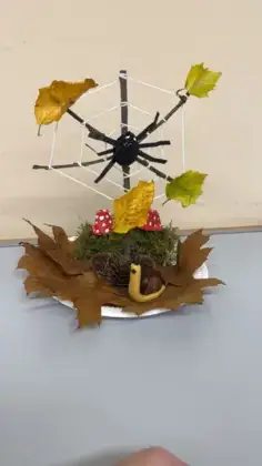 Dzień Drzewa i Kasztanowych Ludzików w Bibliotece w Pawonkowie