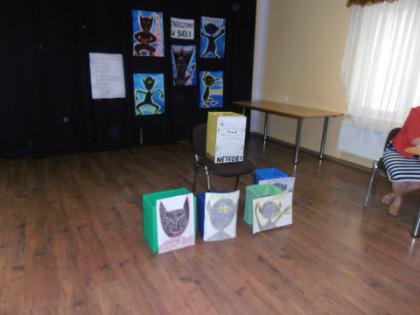 Rzucanie piłką do celu na punkty - gra zespołowa