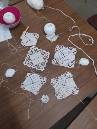 Prace wykonane na szydełku.