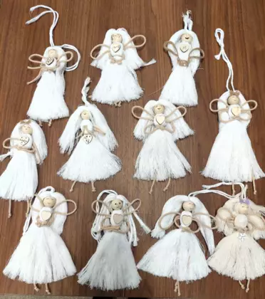 Makramowe aniołki w Gwoździanach