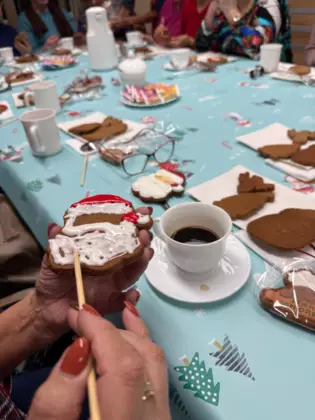 Dekorowanie pierniczków.