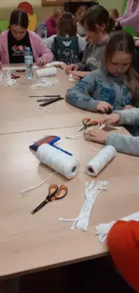 Warsztaty makramowe w Kośmidrach