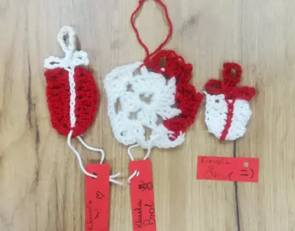 Szydełkowe ozdoby wykonane na zajęciach