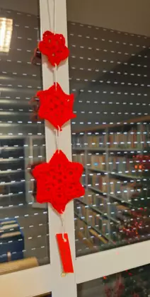 Szydełkowe ozdoby wykonane na zajęciach.