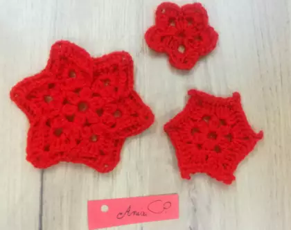 Szydełkowe ozdoby wykonane na zajęciach