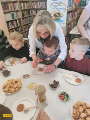 Słodki poczęstunek po zajęciach.