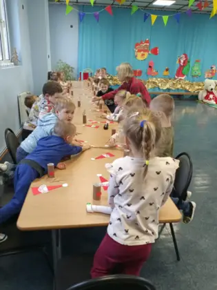 Mikołajkowe Czytanie Bajek w Przedszkolu w Kośmidrach